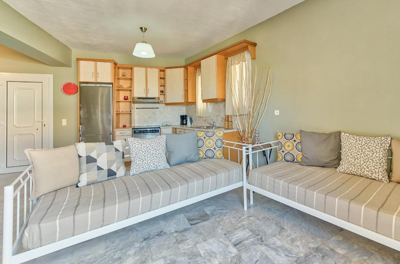 Avesta Apartments - 200M From The Beach Василикос Экстерьер фото